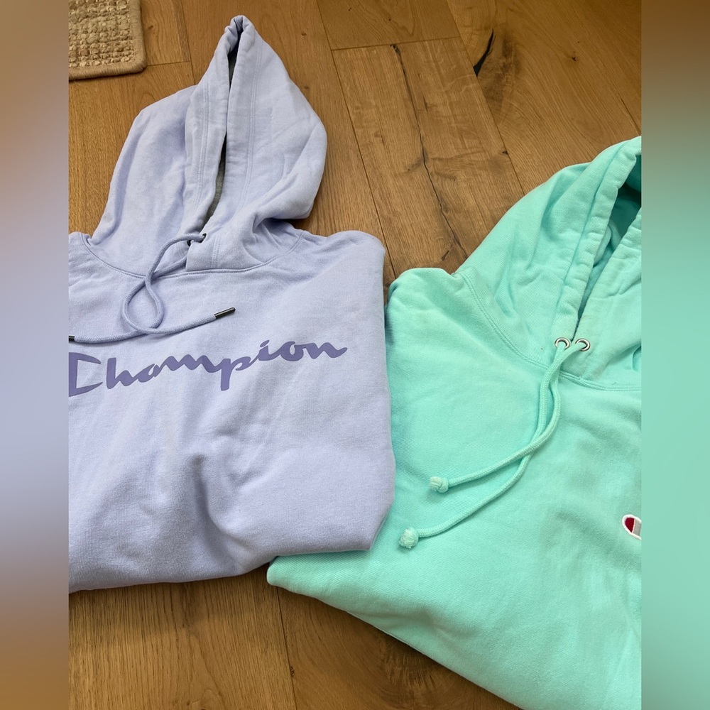 Champion Hoodies in Light Purple and Mint Green Bundle XL
